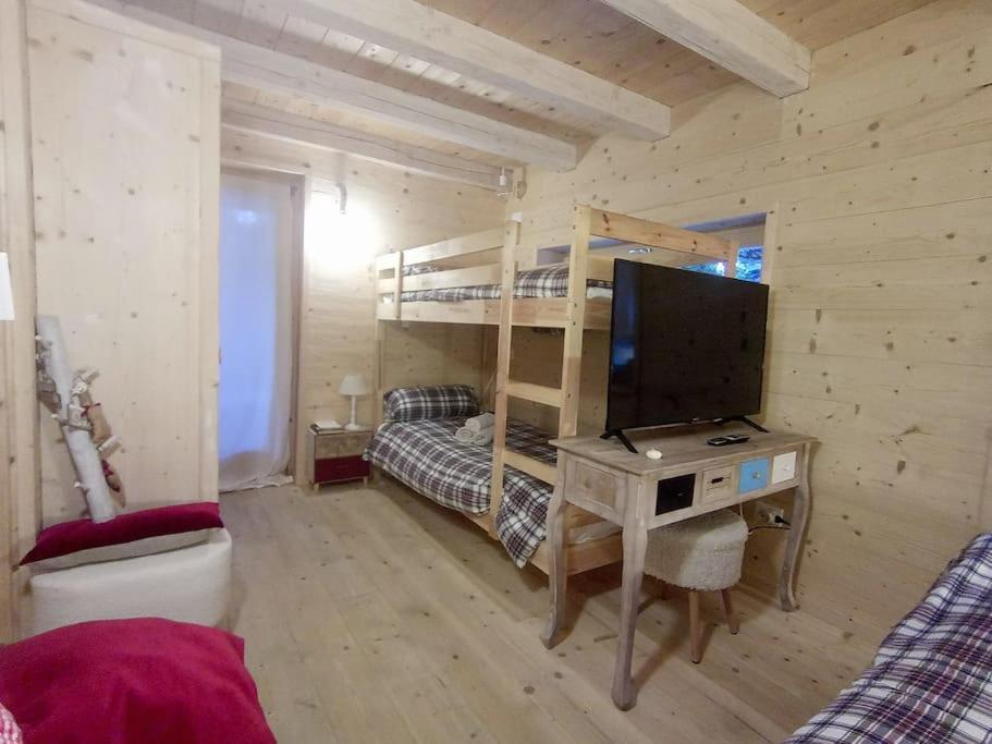 La Baita Nel Bosco Морже Экстерьер фото